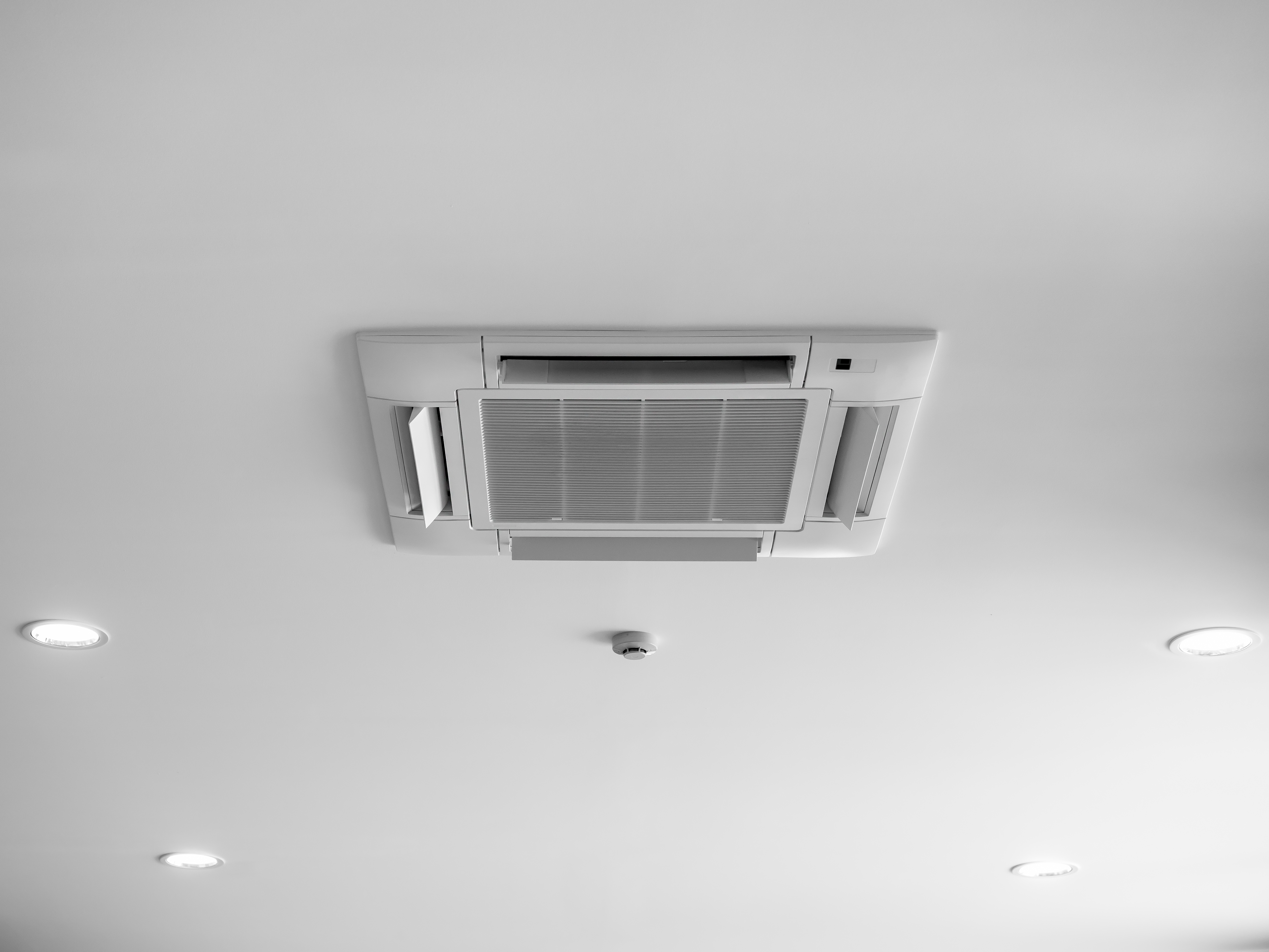 Gas ducted heating outlet