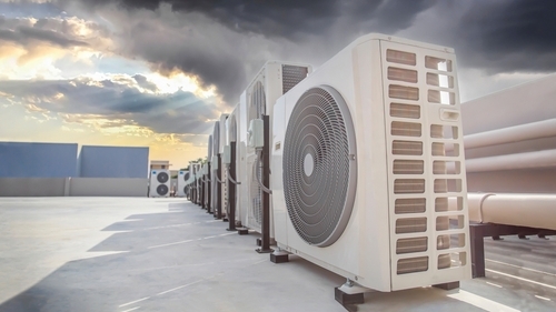 Ducted reverse cycle air conditioning outlet