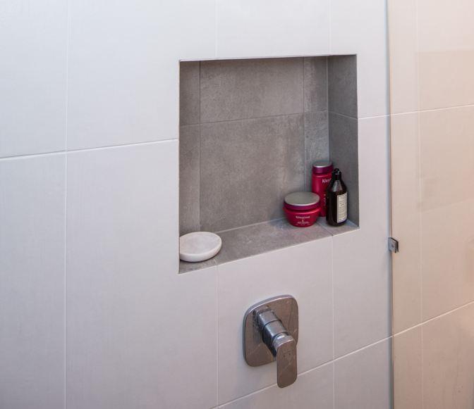 Shower Niche Image